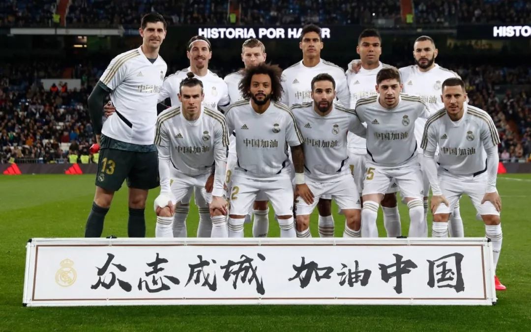 韩媒爆料：将在明年LCK杯中试点“教练语音”（韩媒称明年LCK杯将试点教练语音功能）