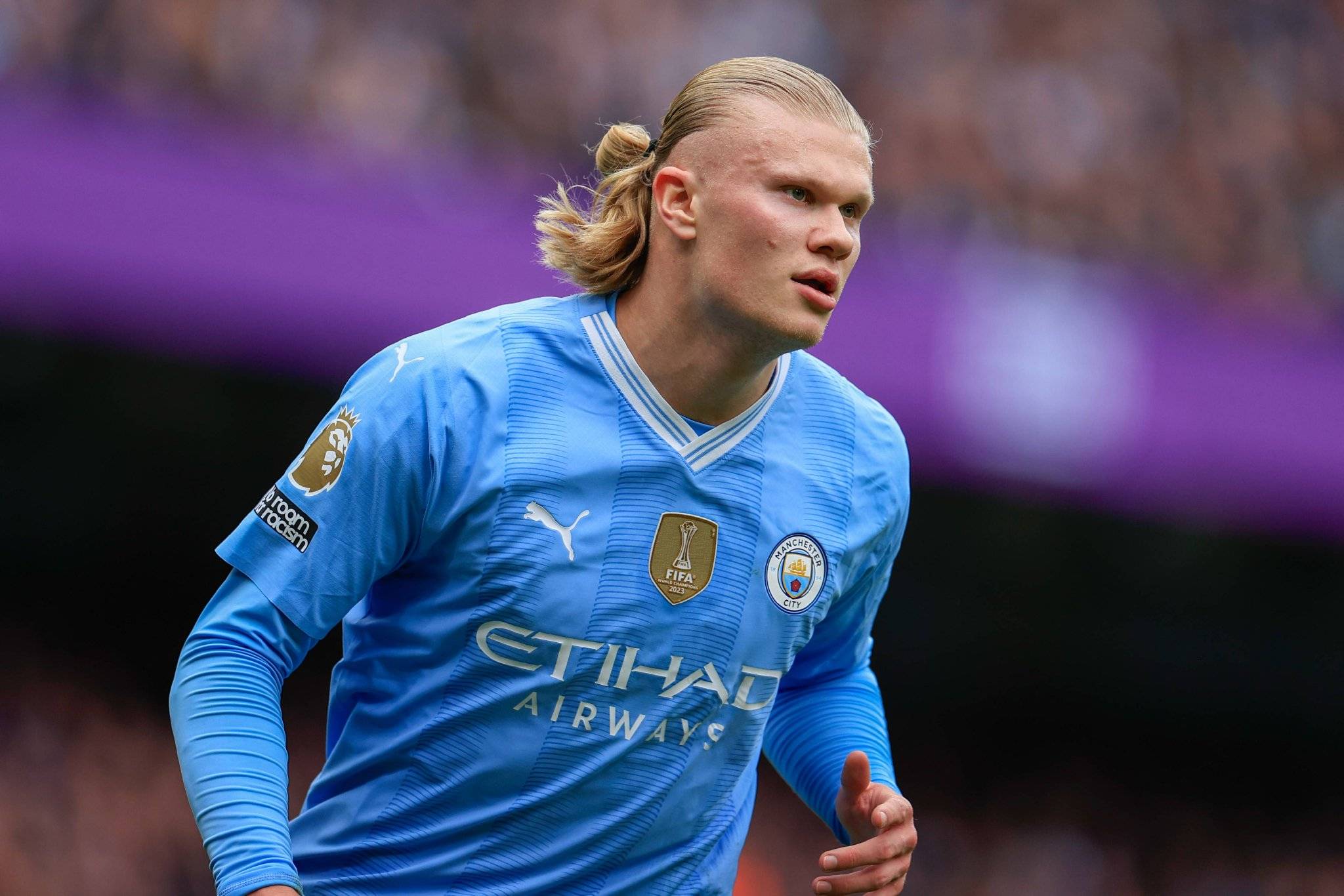 鲁尼：谢什科的控球能力还是比霍伊伦强的，未来会越来越好（鲁尼称谢什科控球胜过霍伊伦，未来更值得期待）