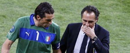 西蒙尼：巴埃纳在不同位置都能帮我们；我们有很大提升空间（西蒙尼：巴埃纳能在多位置发挥作用；我们仍有巨大提升空间）