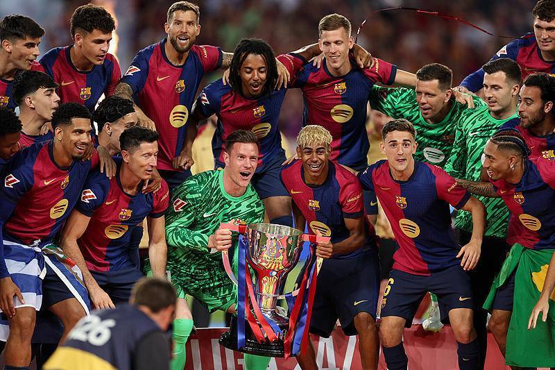 阿隆索：球员拼尽全力没什么可指责，我坚信皇马会迎来转机（阿隆索：队员已拼尽全力无可指摘，我相信皇马会扭转局面）