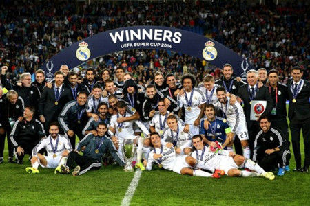 准备去沙特？太阳报：萨拉赫与亨德森聚餐，向后者请教了众多问题（将赴沙特？《太阳报》称萨拉赫与亨德森聚餐，向其取经问策）