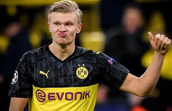 TA分析3-5-2阵型：从翼卫驱动到双锋美学，弱队逆袭制胜之道（TA深析3-5-2：翼卫引擎配双锋体系，弱队翻身取胜的攻略）