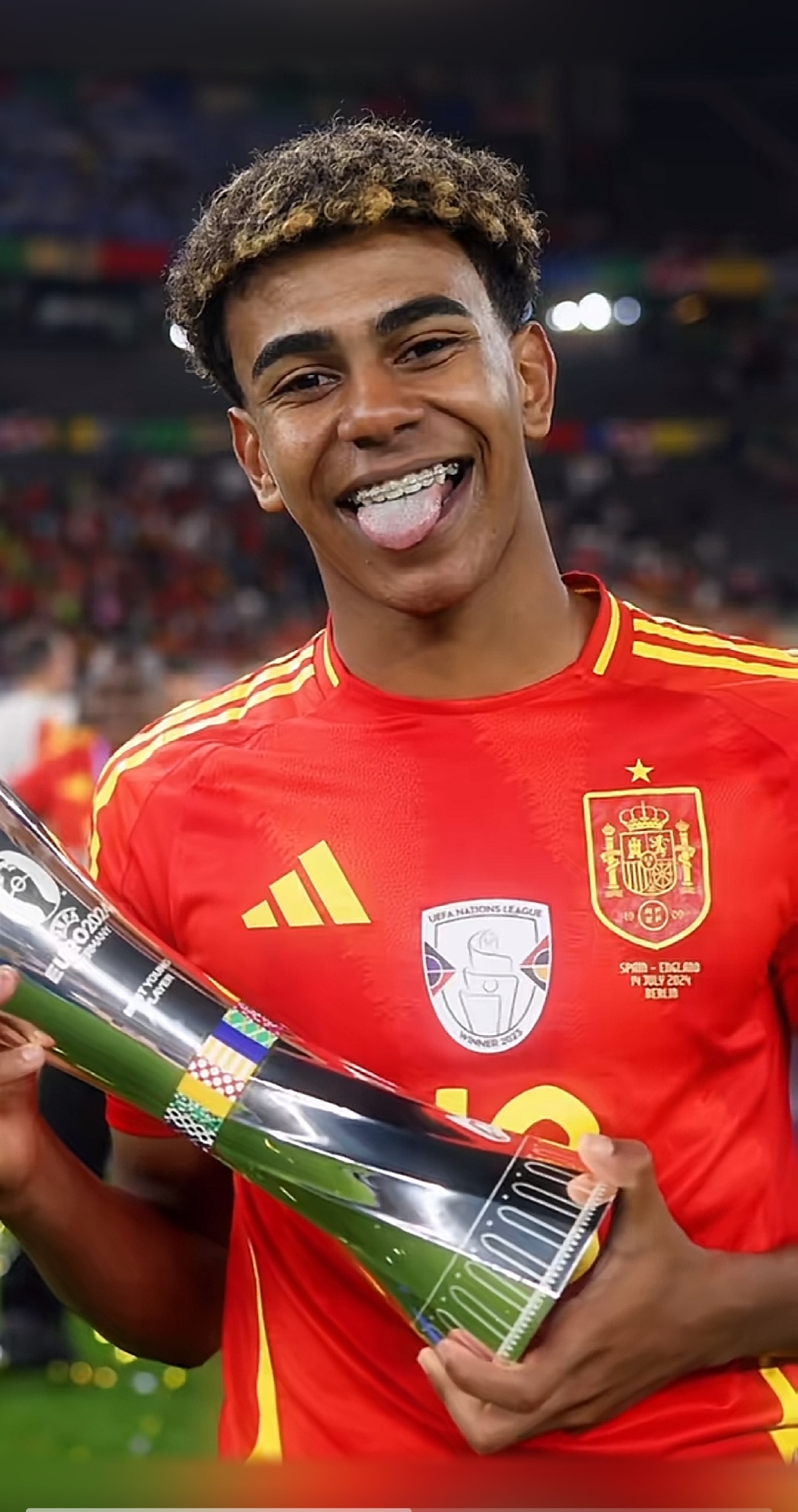 篮球NBA球员续约消息频传（NBA球员续约消息不断）