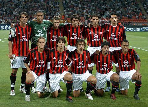 名宿：阿克利乌什须谨慎选下家，枪手巴黎多特都可能签他