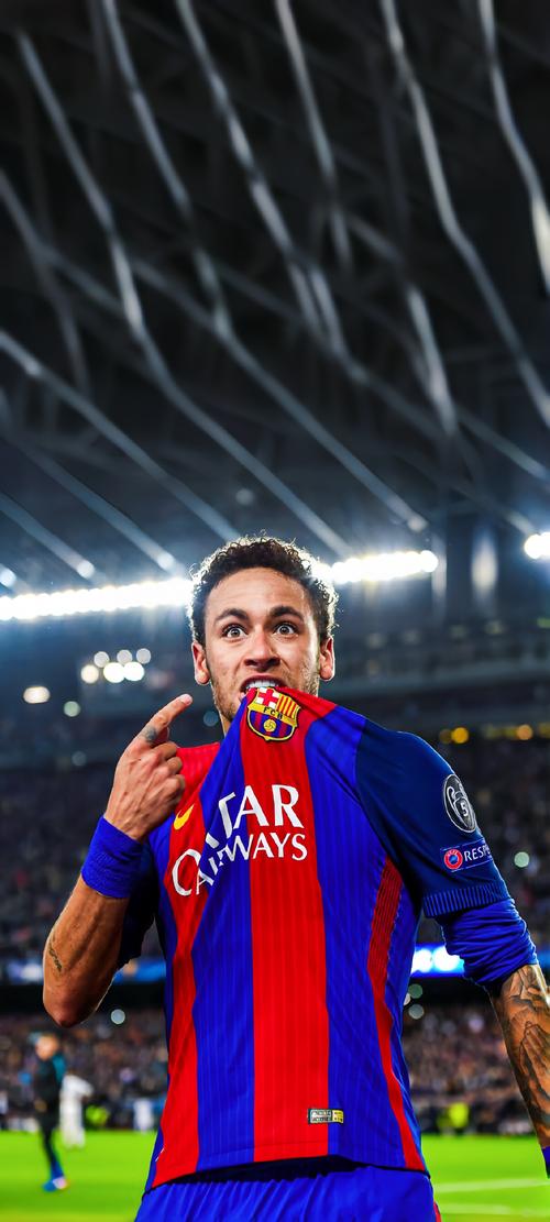 比利亚雷亚尔2-1马略卡，奥卢瓦塞伊、莫雷诺、萨穆-科斯塔破门（比利亚雷亚尔2-1力克马略卡：奥卢瓦塞伊、莫雷诺、萨穆-科斯塔建功）