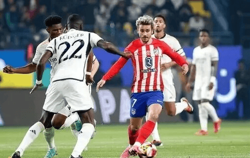 上海申花第五次屈居中超亚军（上海申花队史第五次获得中超亚军）