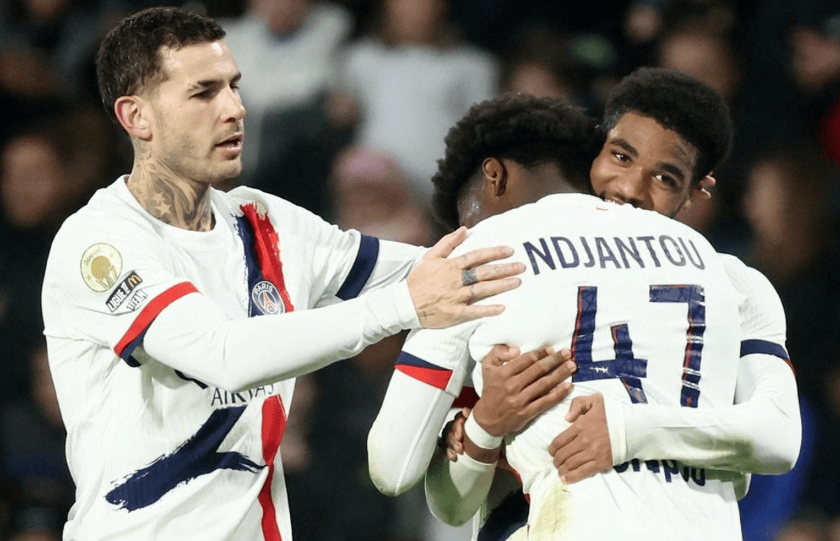 法国队11月大名单：姆巴佩领衔，坎特、谢尔基在列（法国队公布11月名单：姆巴佩领军，坎特与谢尔基入选）